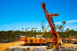 Read more about the article Drill Rig Sales Australia: Maximum Operational Flexibility and Mobility in Water Well Drilling